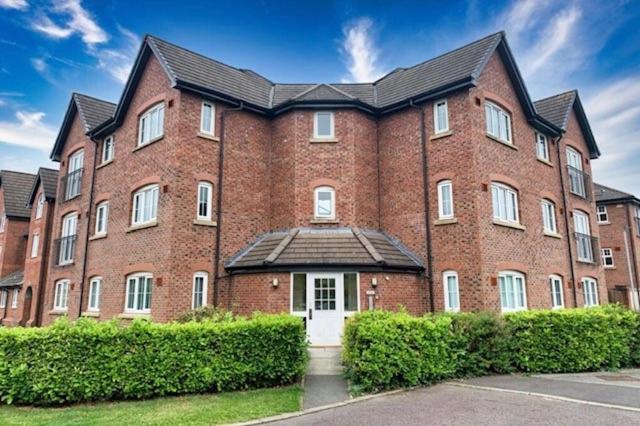 Warrington Apartment Great Sankey Екстер'єр фото